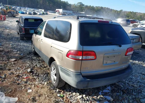 2002 Toyota Sienna Ce z USA, uszkodzony, nr VIN 4T3ZF19C92U503176
